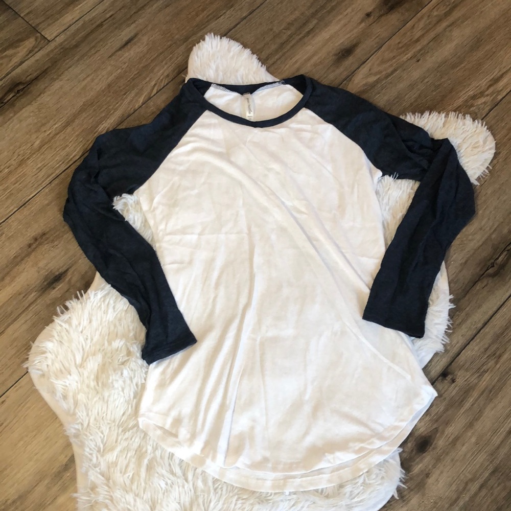 NIB ever hottie Raglan Long Sleeve Tee